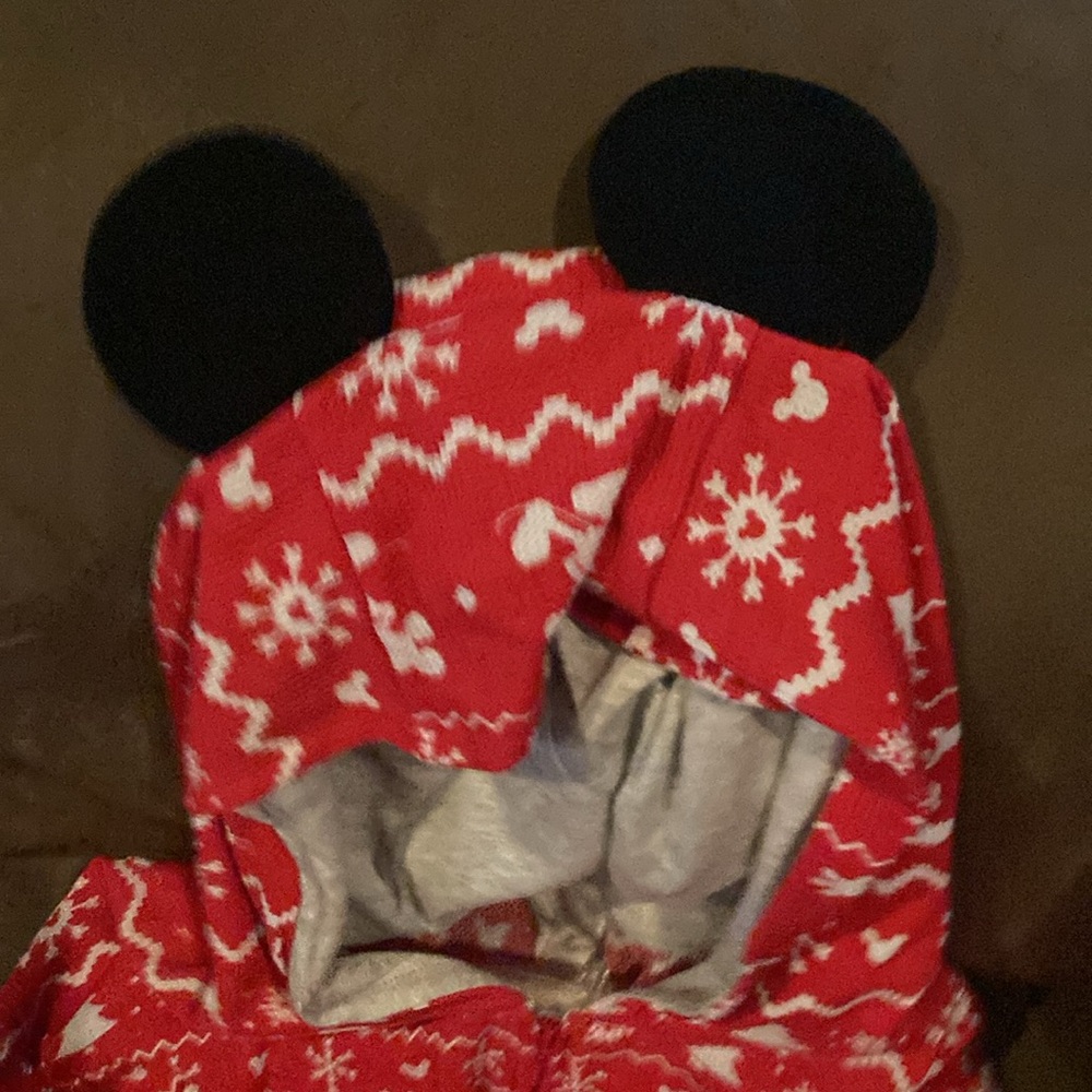 Disney adult onesie - Picture 3 of 5